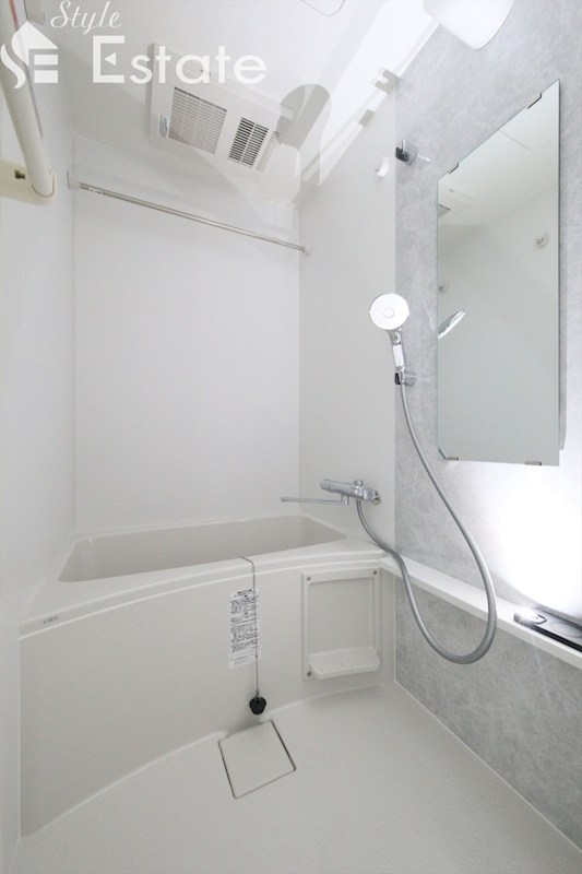 バス・シャワールーム　同仕様内装