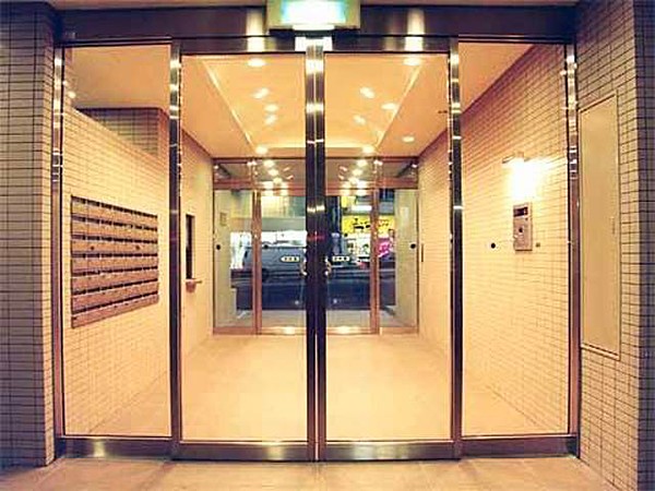 エントランス　エントランス