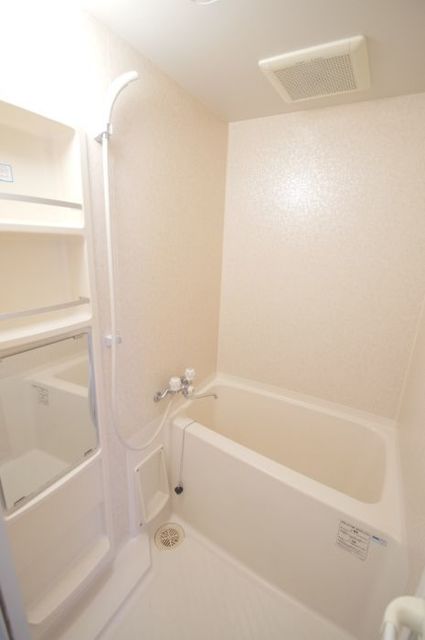 バス・シャワールーム　【浴室】バスルーム