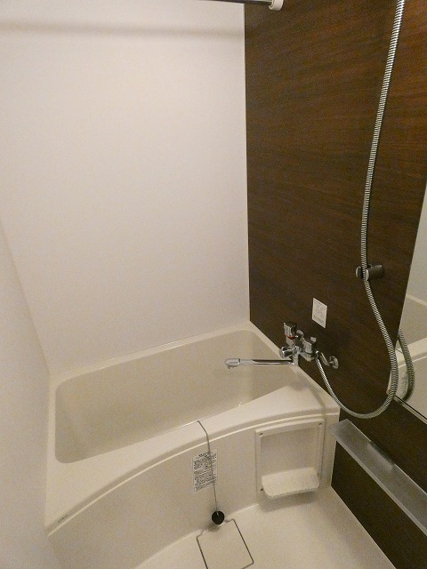 バス・シャワールーム　バス※別部屋参考写真