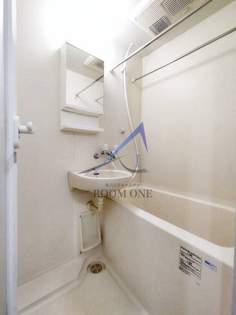 バス・シャワールーム　お風呂です。