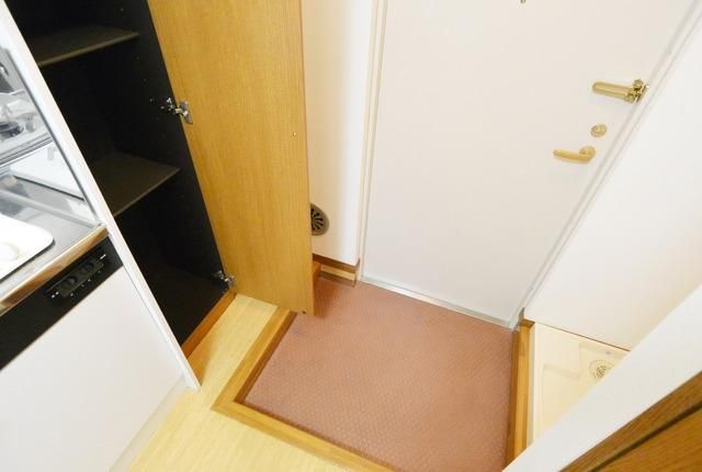 玄関　★玄関スペースとシューズ収納です★