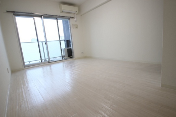 居室・リビング　※別部屋の写真です