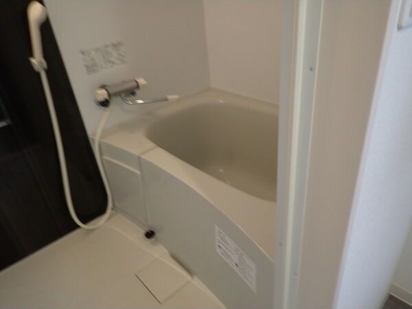 バス・シャワールーム　きれいなお風呂で快適バスタイム♪