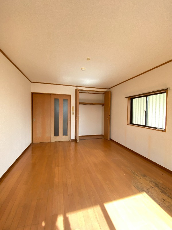 居室・リビング　別号室