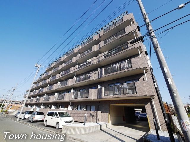 建物外観　★江田駅まで徒歩7分★