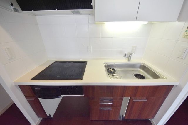 キッチン　内装中