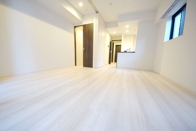 居室・リビング　★日当たりの良いリビングです★