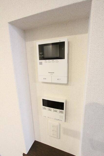 セキュリティ　モニタ付きインターホンです