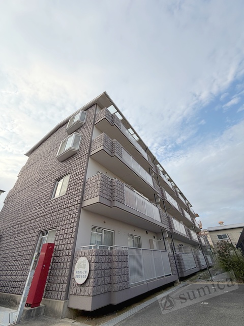 建物外観　素敵な新生活をエンジョイしましょう＾＾