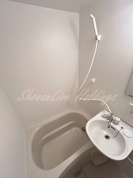 バス・シャワールーム　清潔感のある浴室♪