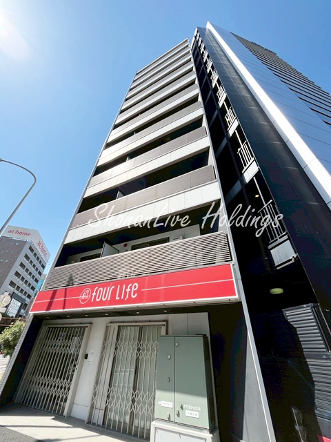 建物外観　鉄骨造りの外観♪