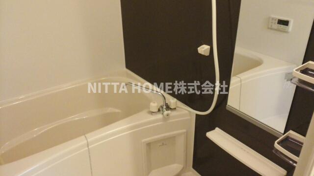 バス・シャワールーム　追炊き機能＆浴室乾燥機も付いています◎