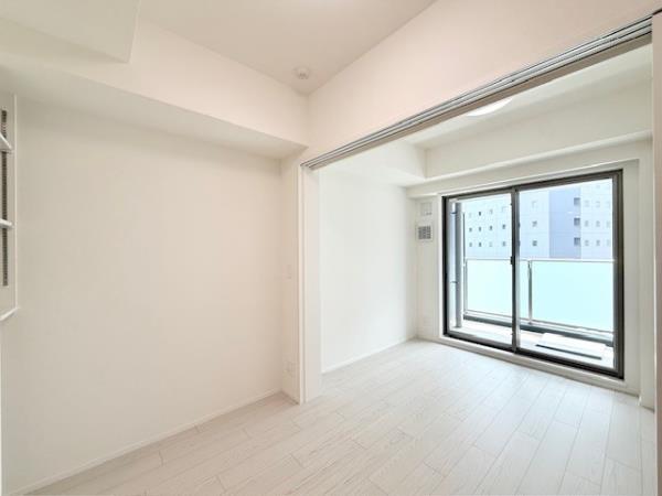 その他部屋・スペース　ゆったり過ごせる居間です