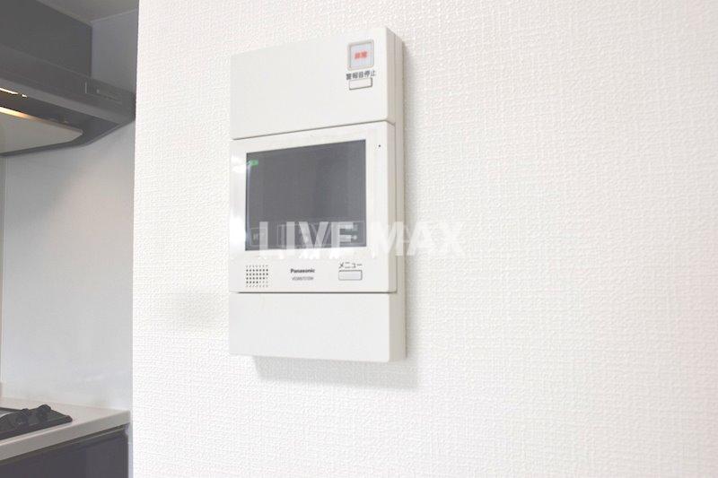 セキュリティ　モニター付きインターホン