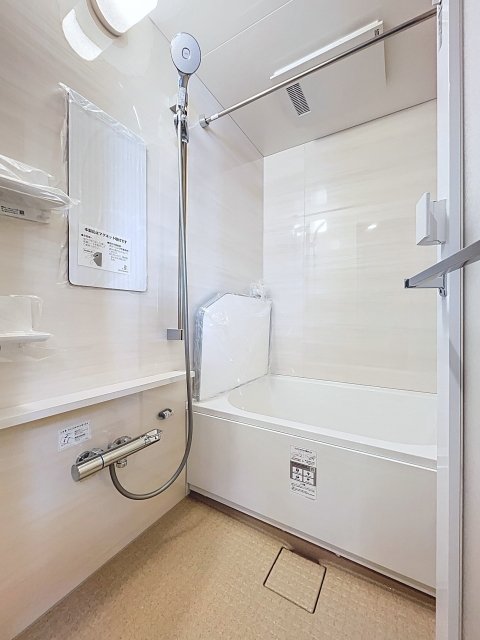 バス・シャワールーム　清潔な浴室！