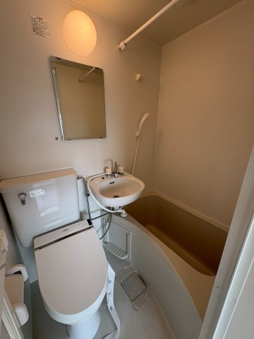 バス・シャワールーム　お風呂で日々の疲れを落としましょう