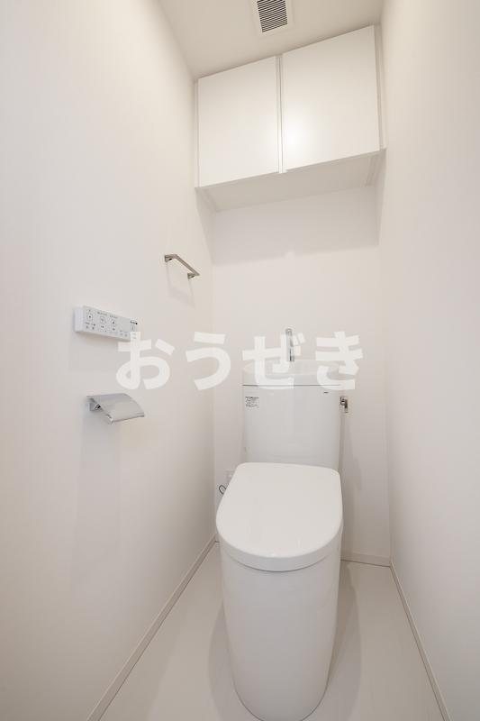 トイレ　※同仕様参考写真