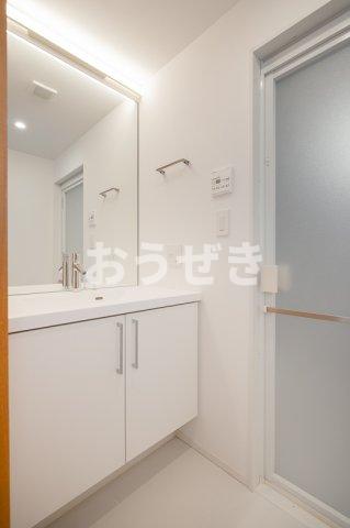 洗面設備　※同仕様参考写真