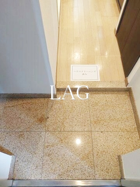 玄関　玄関です。