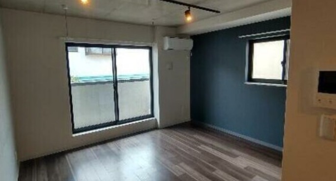 居室・リビング　別号室参考写真