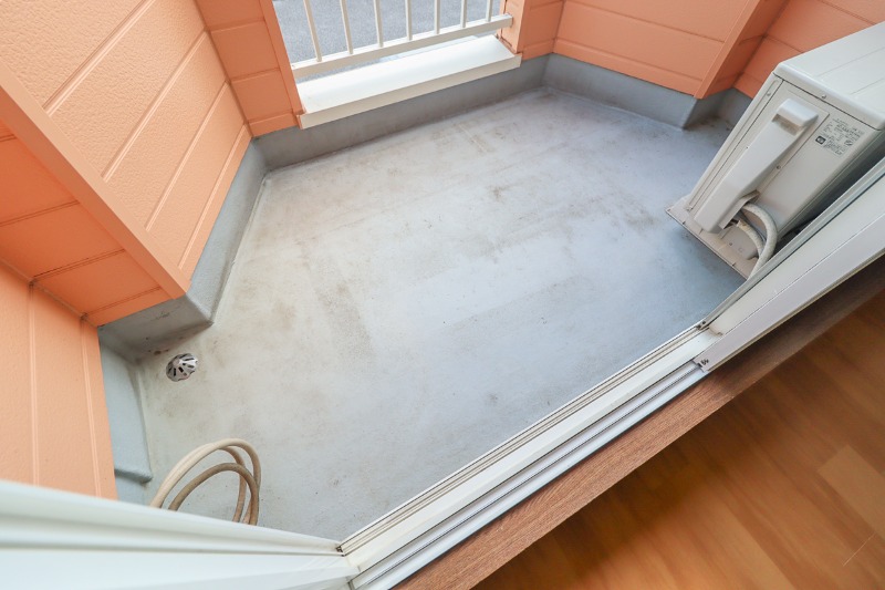 バルコニー　図面と現状に相違がある場合には現状を優先