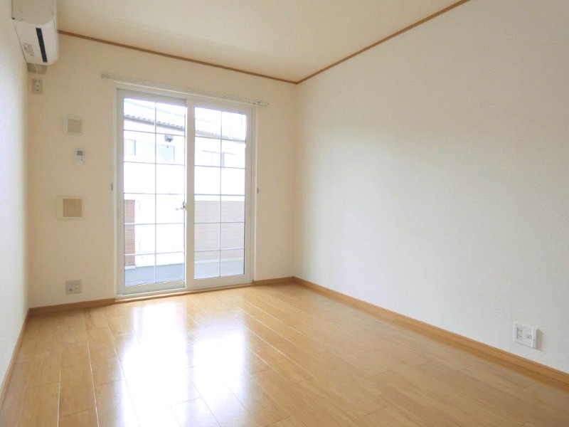 居室・リビング　図面と現状に相違がある場合には現状を優先