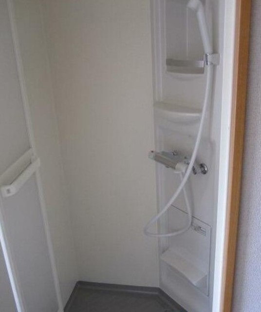 バス・シャワールーム　シャワールーム