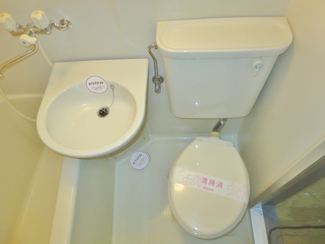 トイレ　モデルルーム