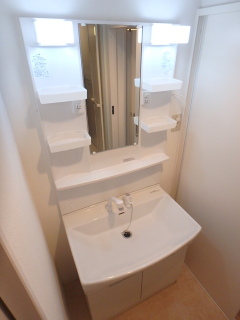 洗面設備　毎日使いますよね、独立洗面台。