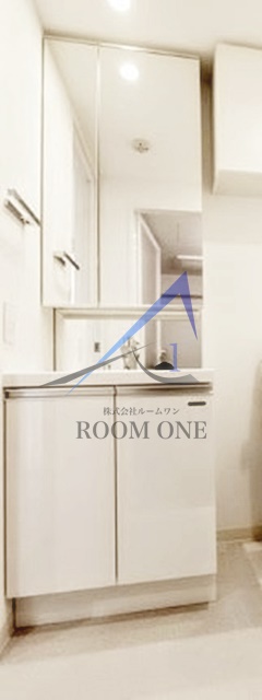 洗面設備　洗面台です。