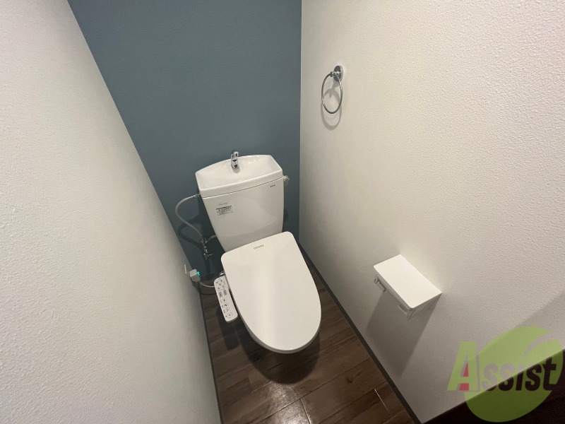 トイレ　こちらはトイレです。清潔感があり、安心して使用できます。