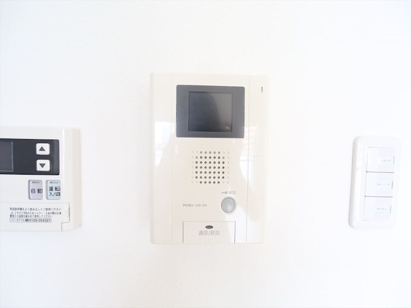 セキュリティ　TVモニター付インターホン