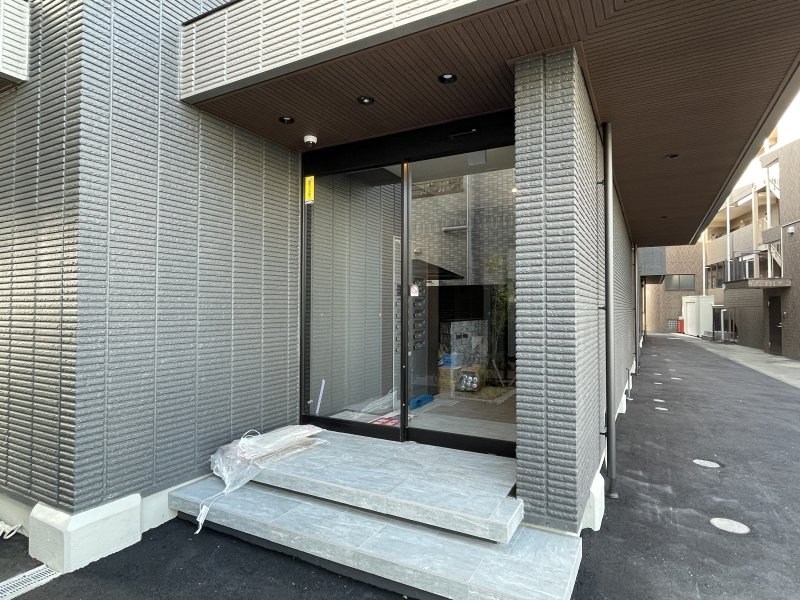 エントランス　エントランス（建築中）