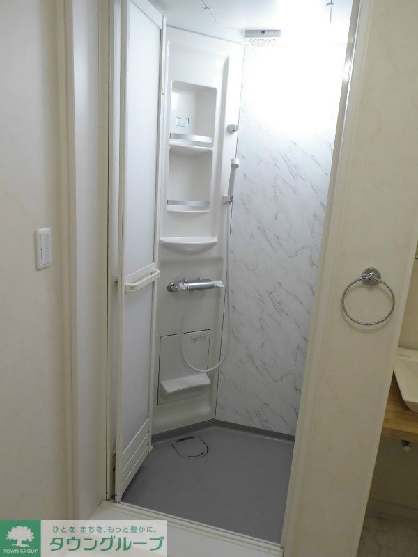 バス・シャワールーム　シャワールームはお手入れが楽々♪