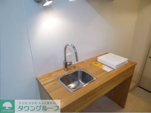 キッチン　可愛くてお洒落な木製キッチン