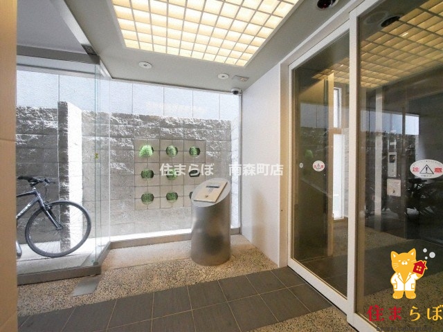 エントランス　共用部の印象も大切に