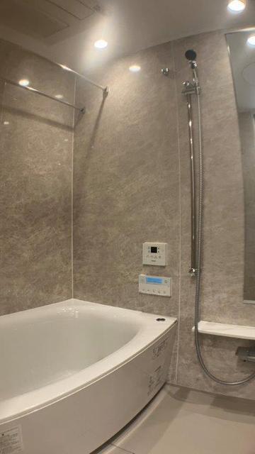 バス・シャワールーム　浴室暖房乾燥機・追焚機能・ミストサウナ付