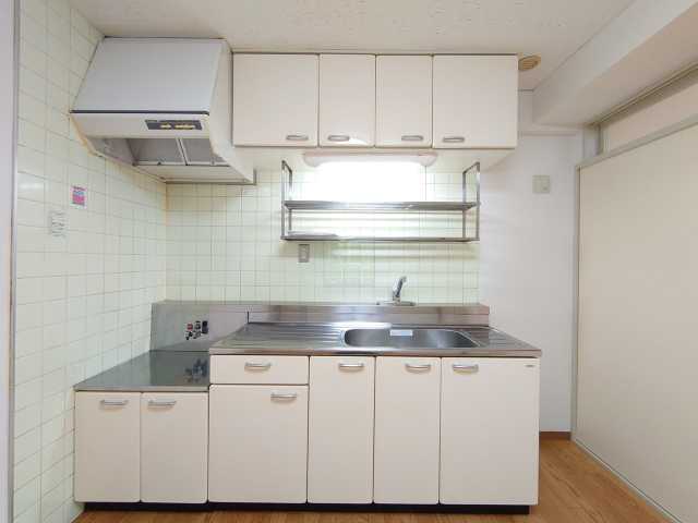 キッチン　お電話でお問合せのお客様を対象に初期費用割引中。