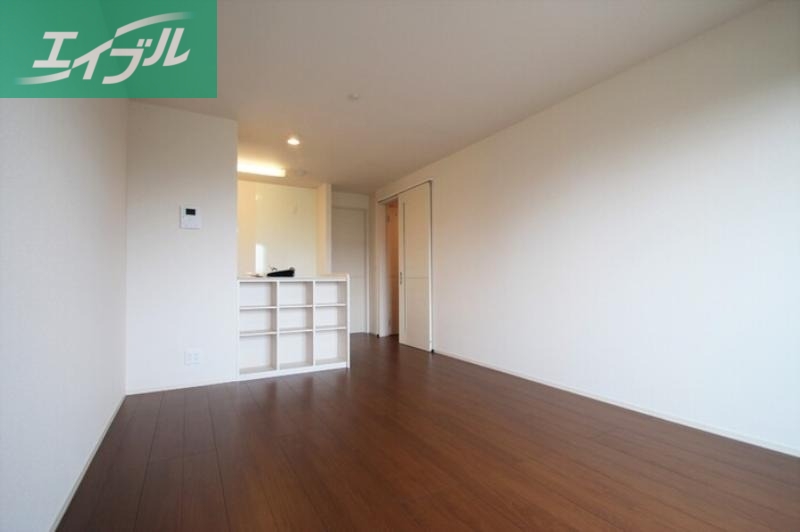 居室・リビング　広いリビング