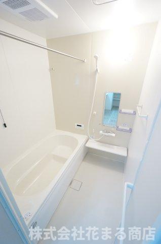 バス・シャワールーム　物件、駅でお待ち合わせでのご案内歓迎！
