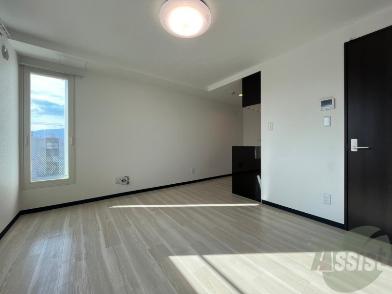 居室・リビング　明るいお部屋は気持ちよく過ごせそうですね。