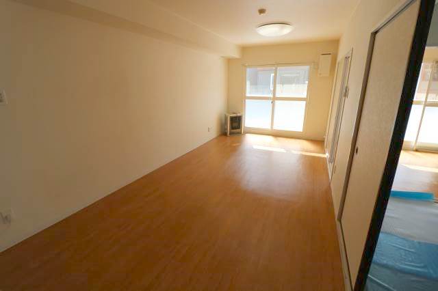 居室・リビング　広々リビングスペース♪