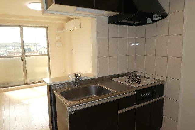 キッチン　2口ガスコンロ付きシステムキッチン