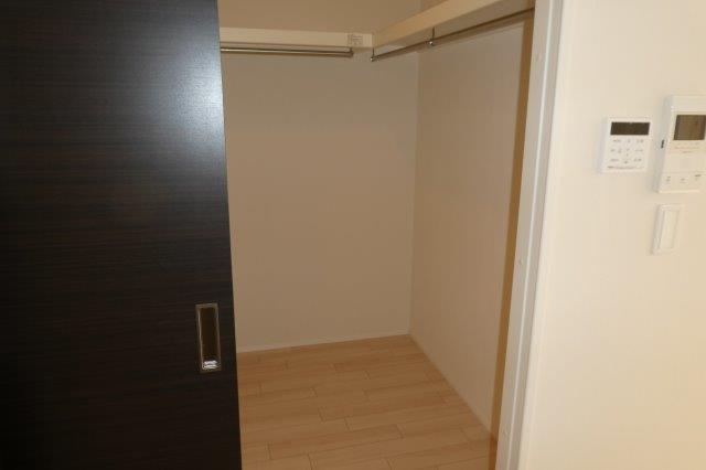 収納　ウォークインクローゼット