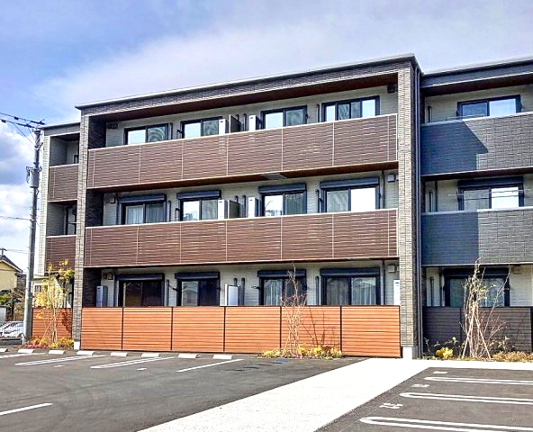 建物外観　2024年3月撮影