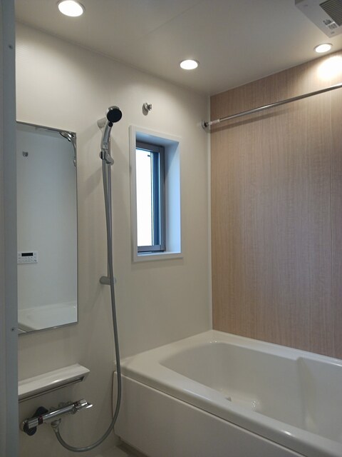 バス・シャワールーム　きれいなお風呂です