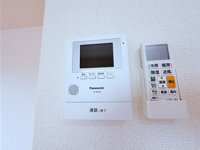 セキュリティ　モニター付きインターホンです