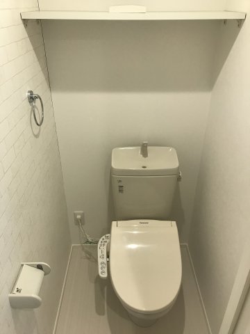 トイレ　参考写真