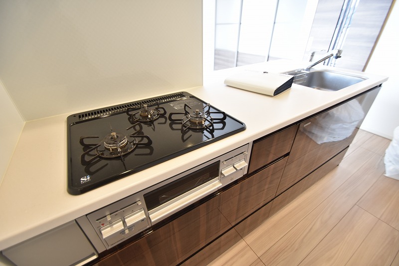 キッチン　【Ｄ－ｒｏｏｍ英】人気の対面キッチン仕様です